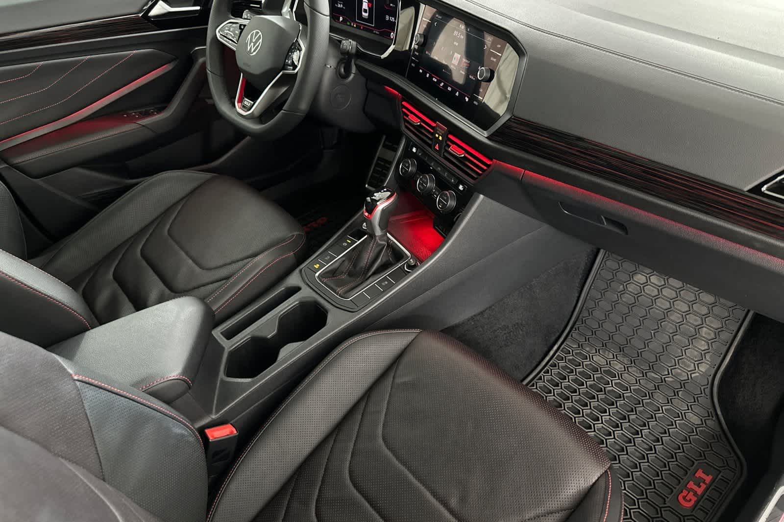 Thumbnail: 2022 Volkswagen Jetta - 15