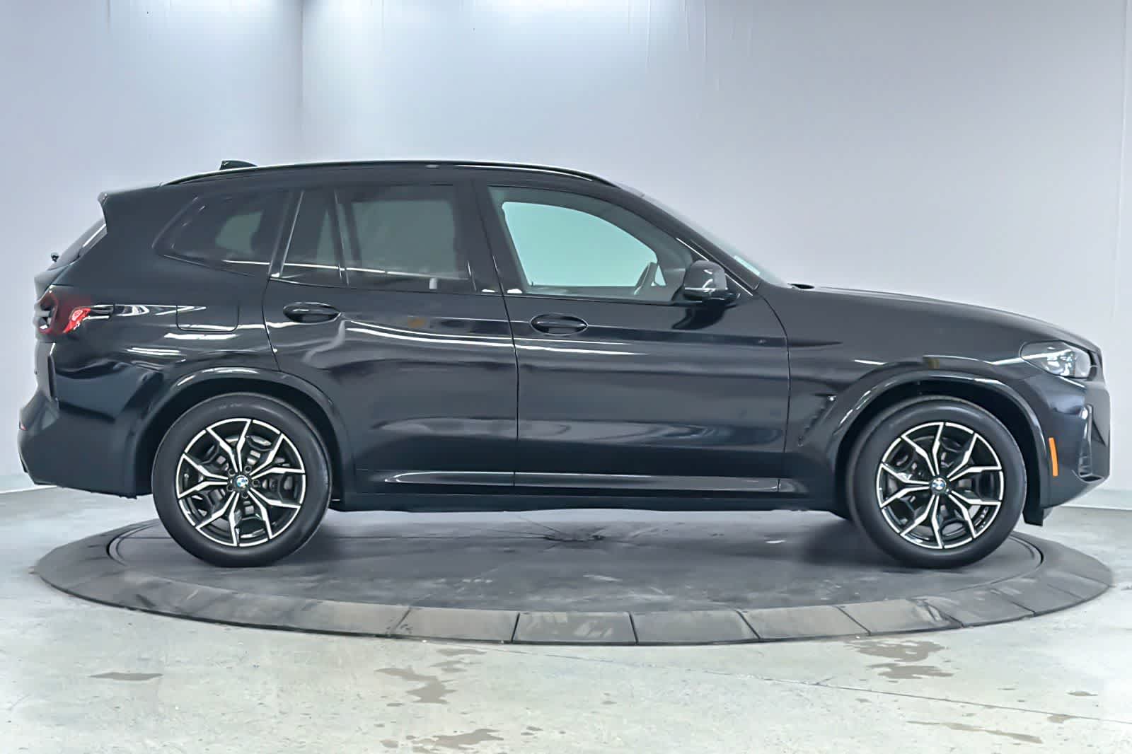 Thumbnail: 2023 BMW X3 - 8