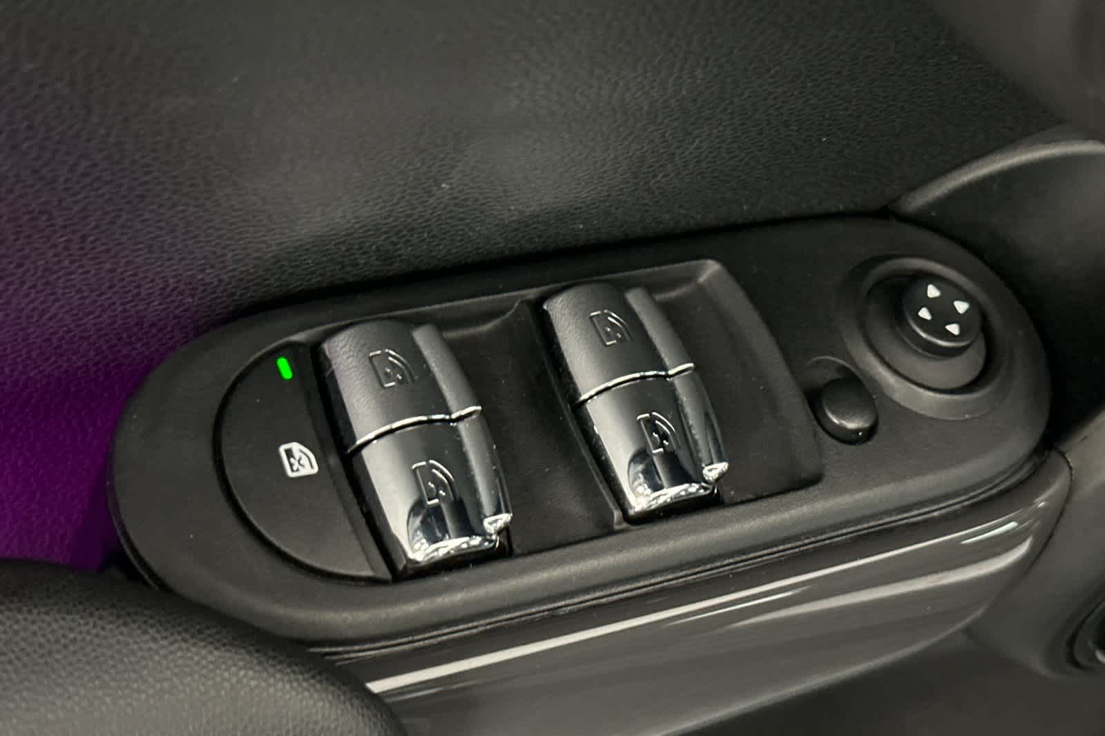 Thumbnail: 2021 MINI Cooper Hardtop - 13