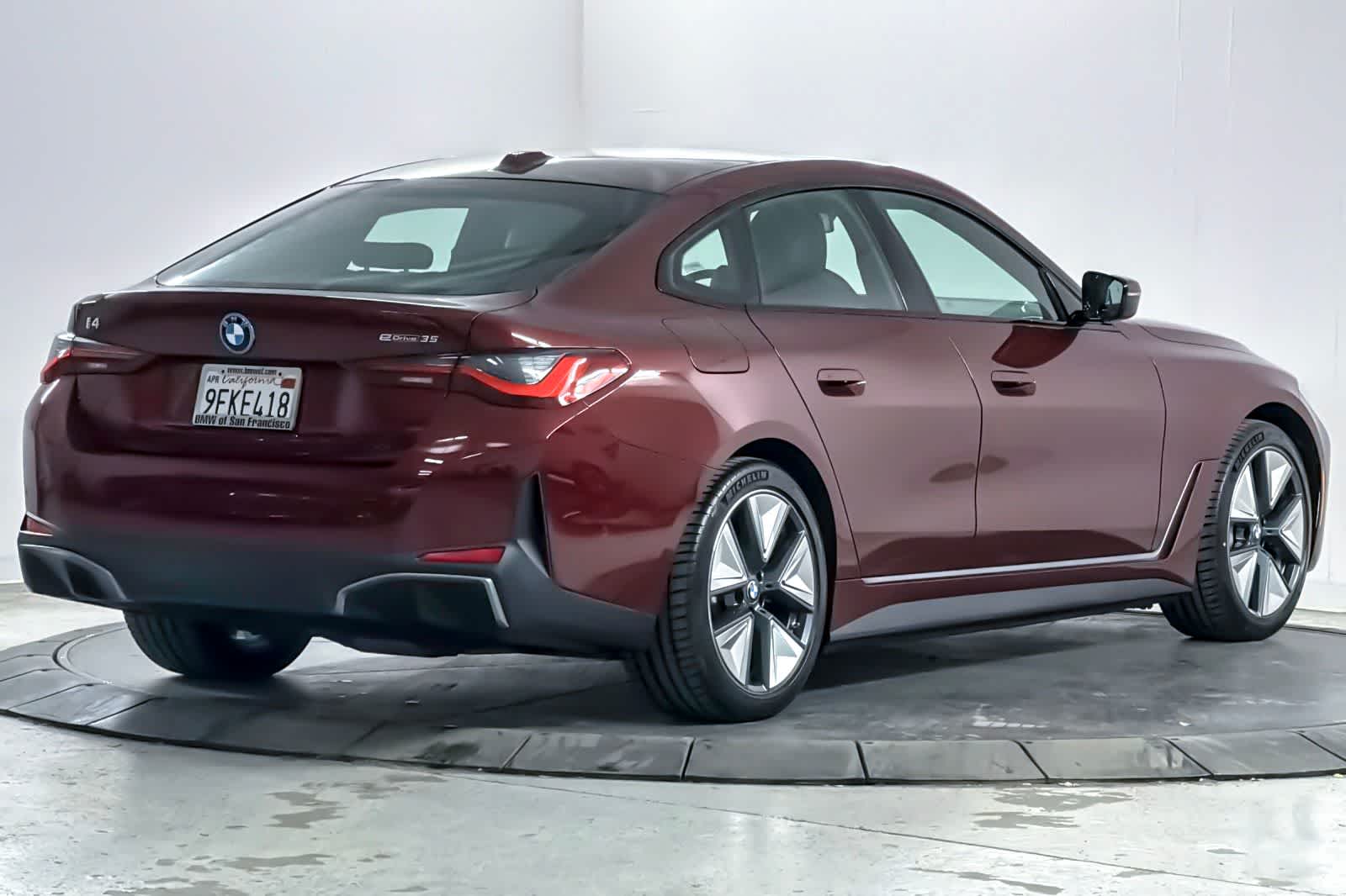 Thumbnail: 2023 BMW i4 - 2