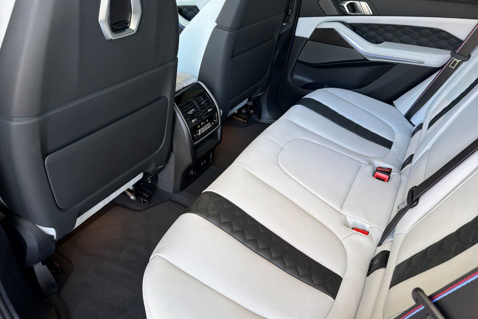 Thumbnail: 2026 BMW X5 - 4