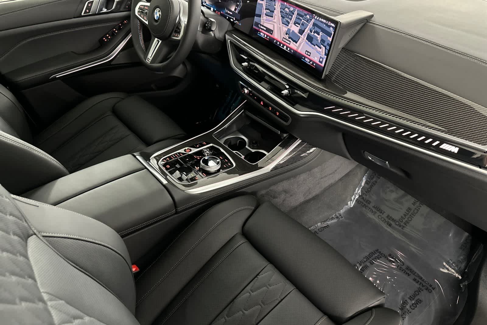 Thumbnail: 2026 BMW X7 - 16