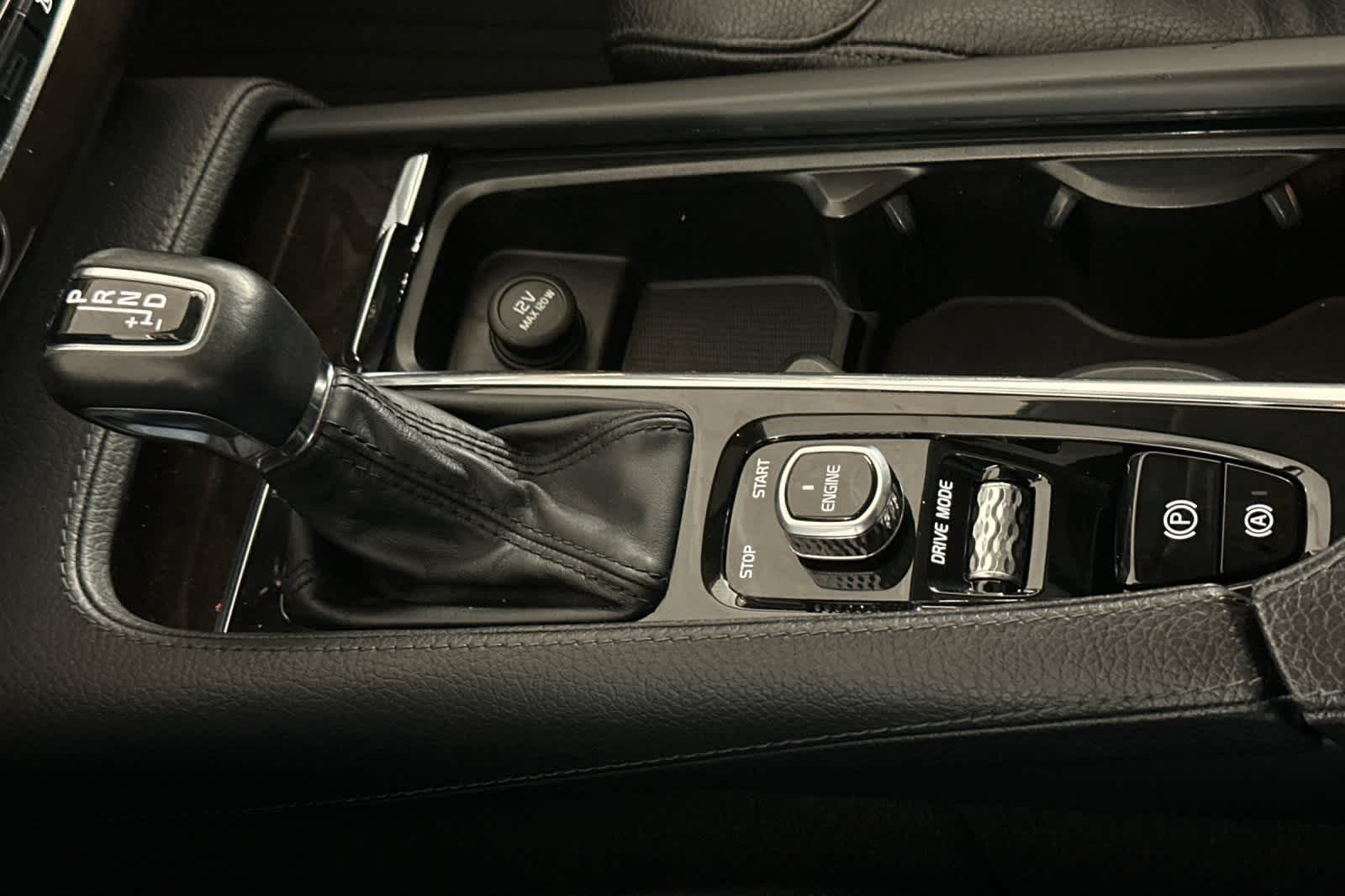 Thumbnail: 2017 Volvo XC90 - 22