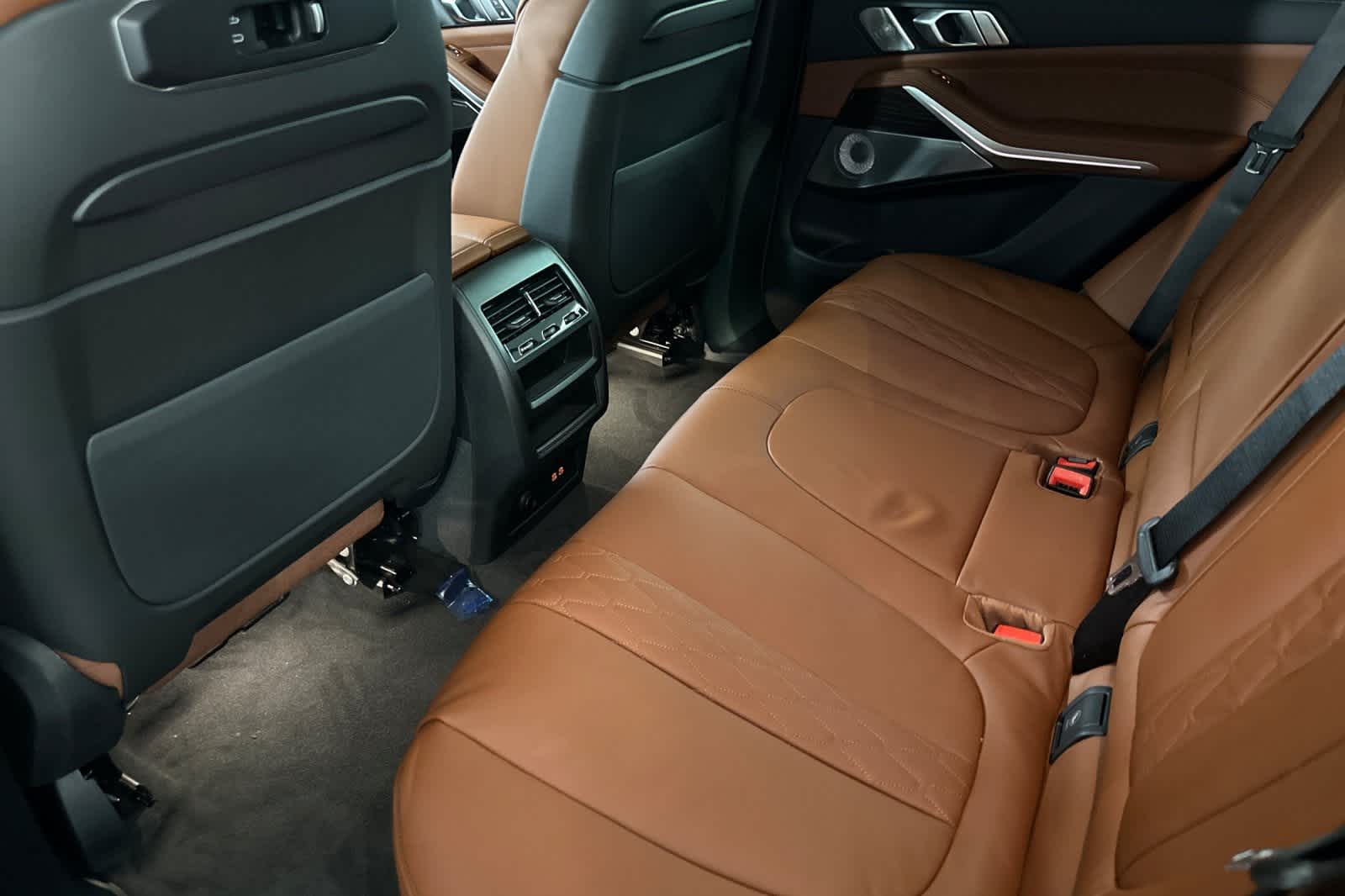 Thumbnail: 2026 BMW X5 - 4