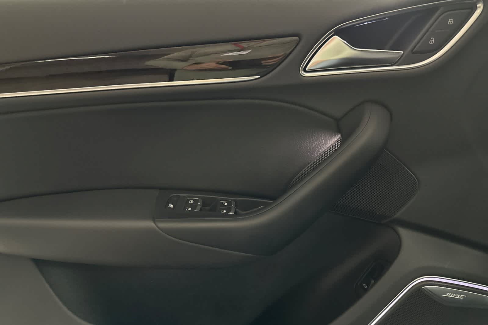 Thumbnail: 2016 Audi Q3 - 12