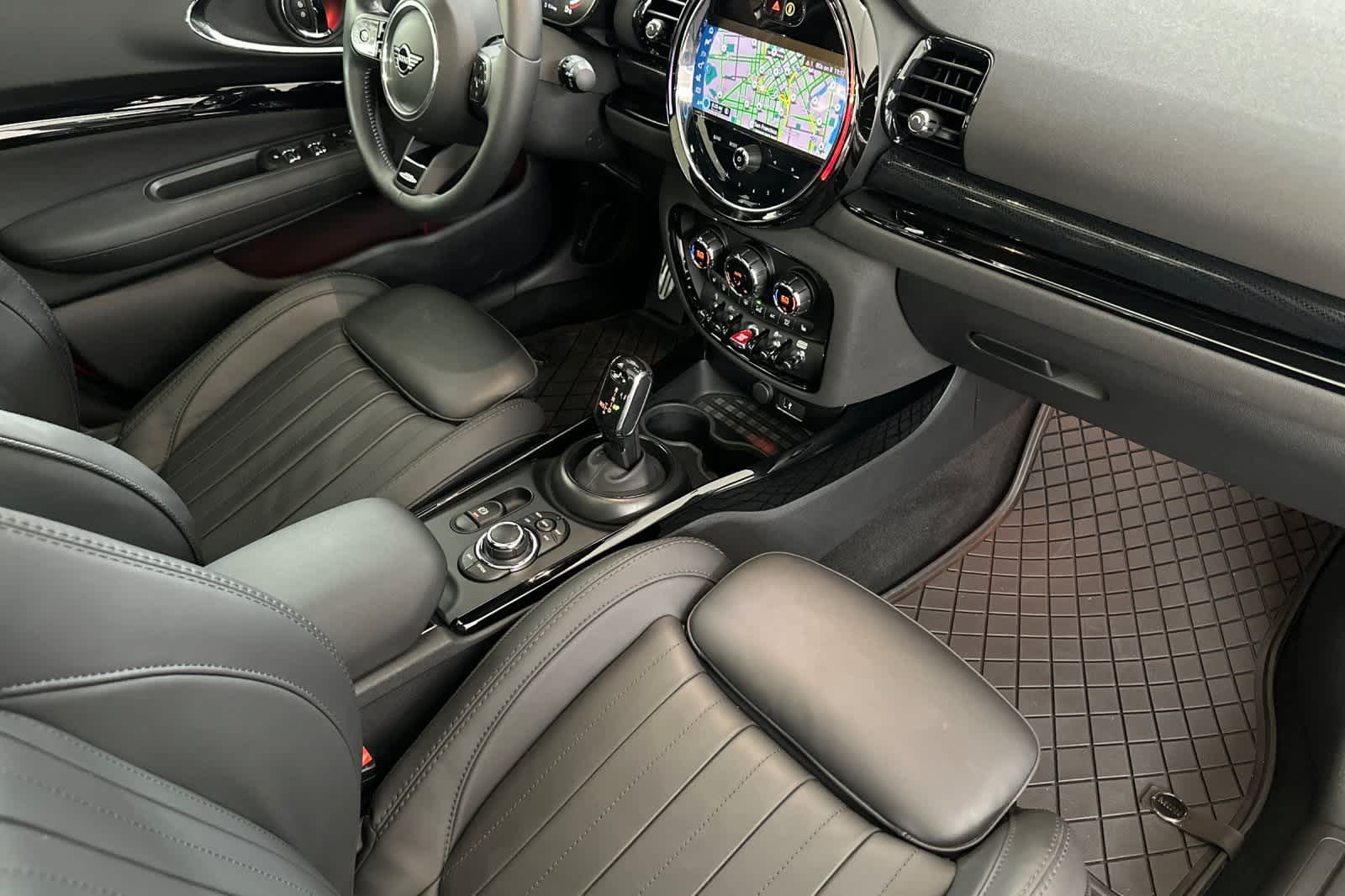 Thumbnail: 2024 MINI Cooper Clubman - 16