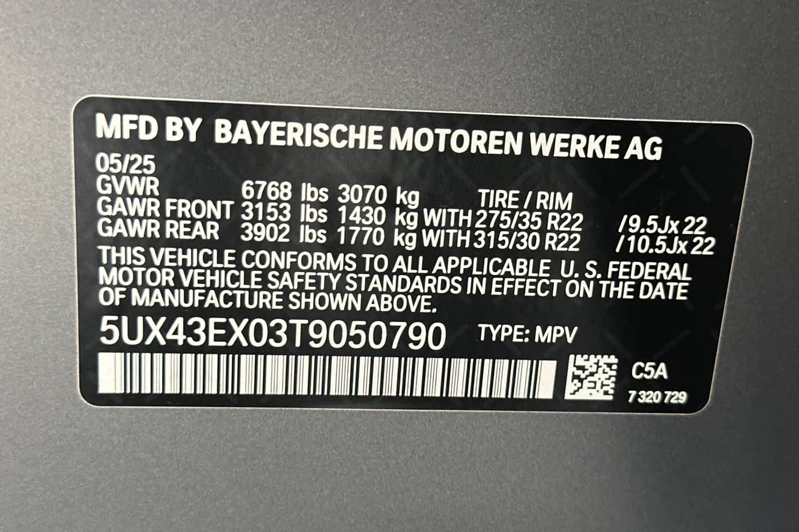 2026 BMW X6 M60i 27