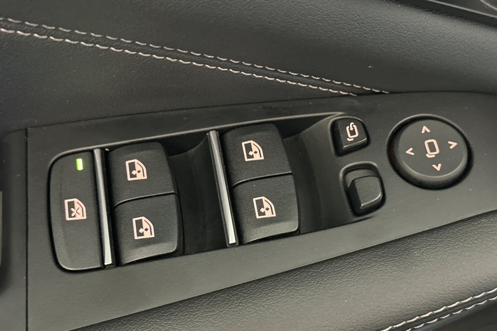 Thumbnail: 2023 BMW X5 - 13