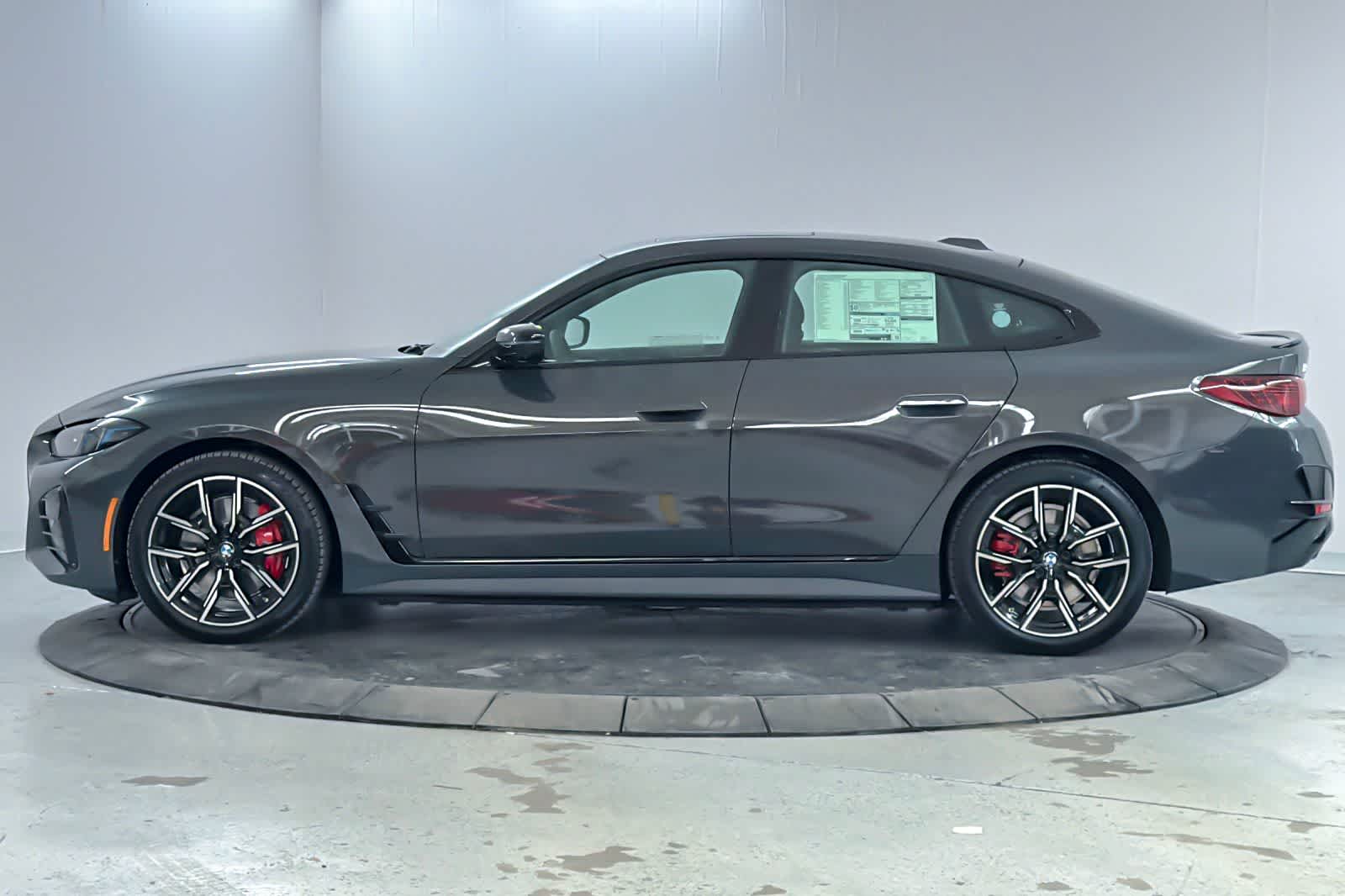 Thumbnail: 2026 BMW i4 - 5