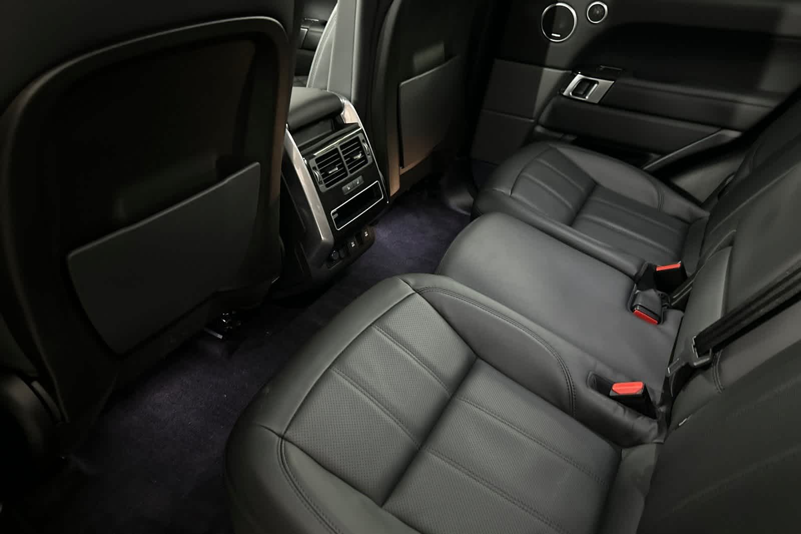 Thumbnail: 2019 Land Rover Range Rover Sport - 4