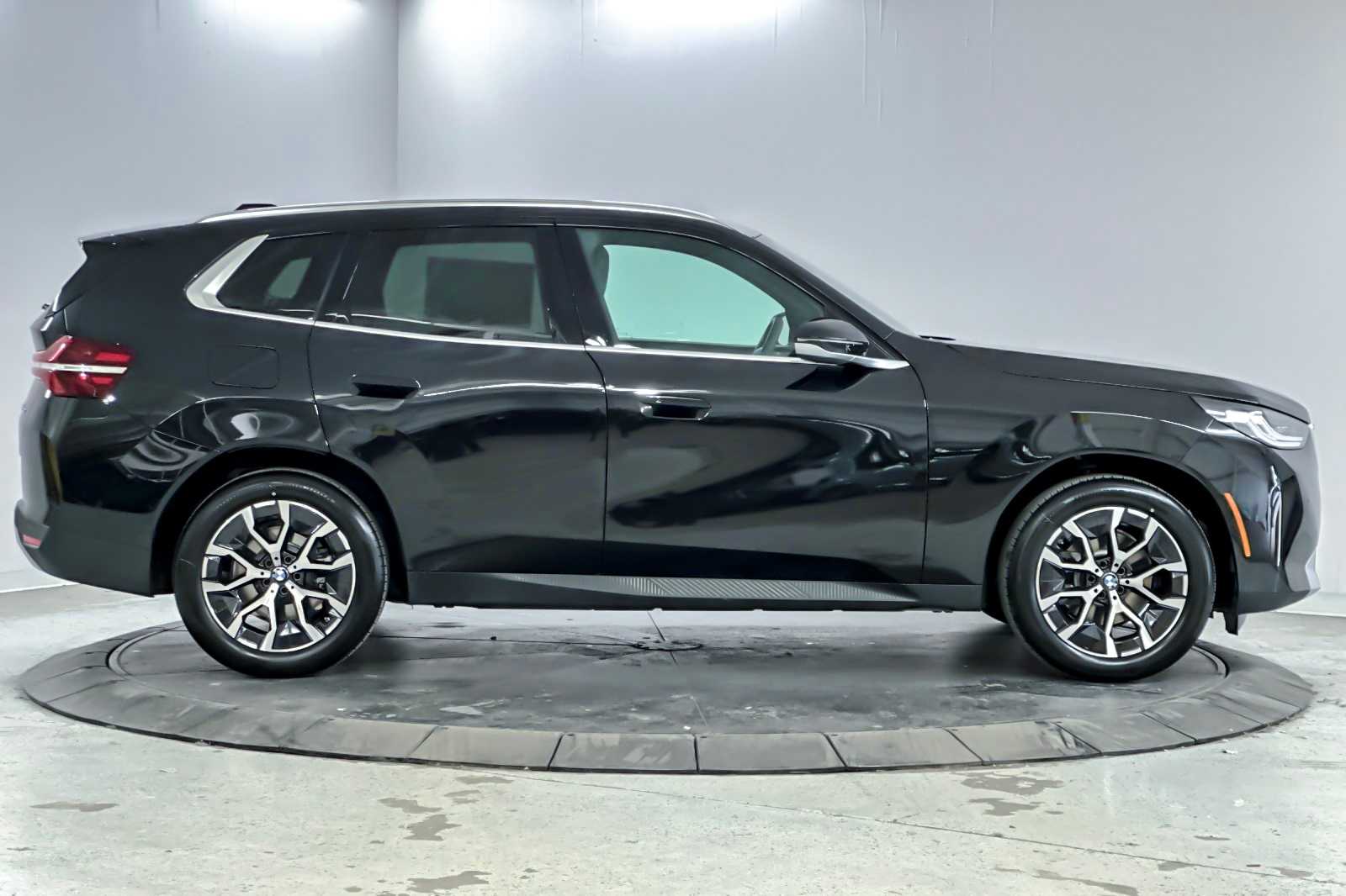 Thumbnail: 2026 BMW X3 - 8
