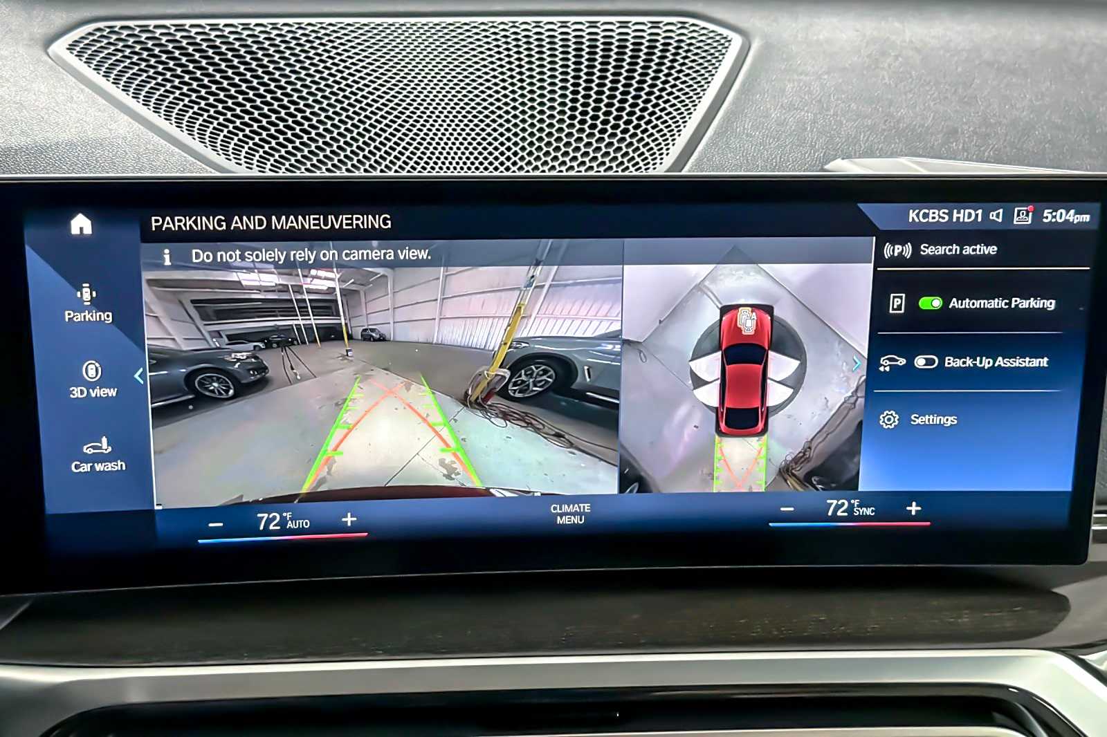 Thumbnail: 2023 BMW i4 - 19