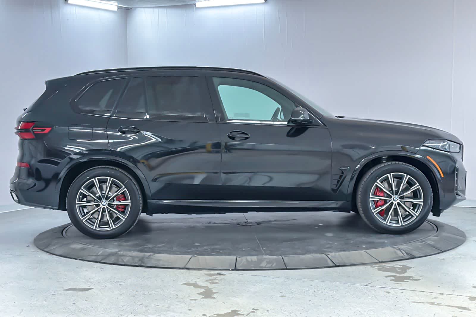 Thumbnail: 2026 BMW X5 - 8