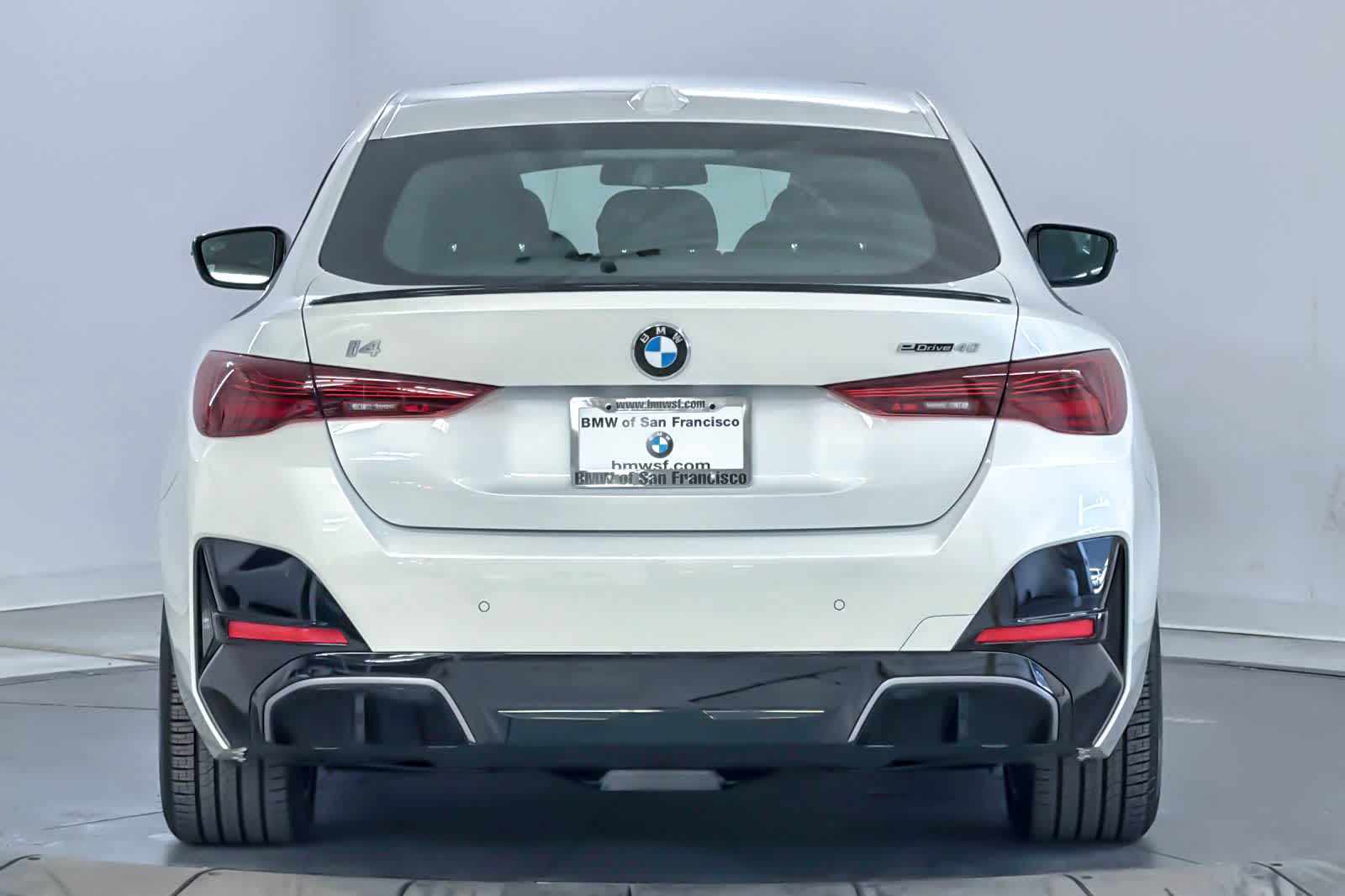 Thumbnail: 2026 BMW i4 - 7