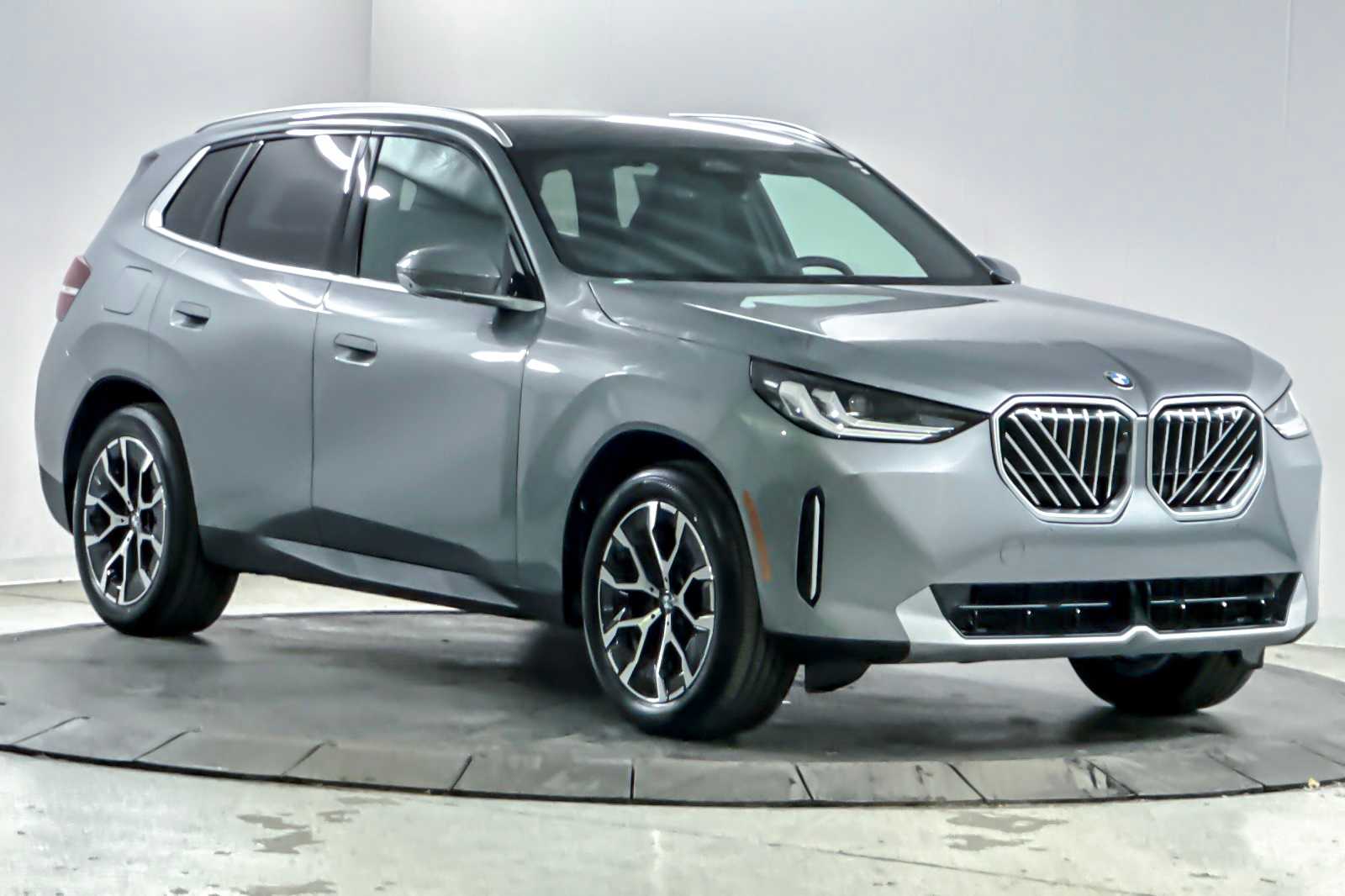 Thumbnail: 2026 BMW X3 - 9