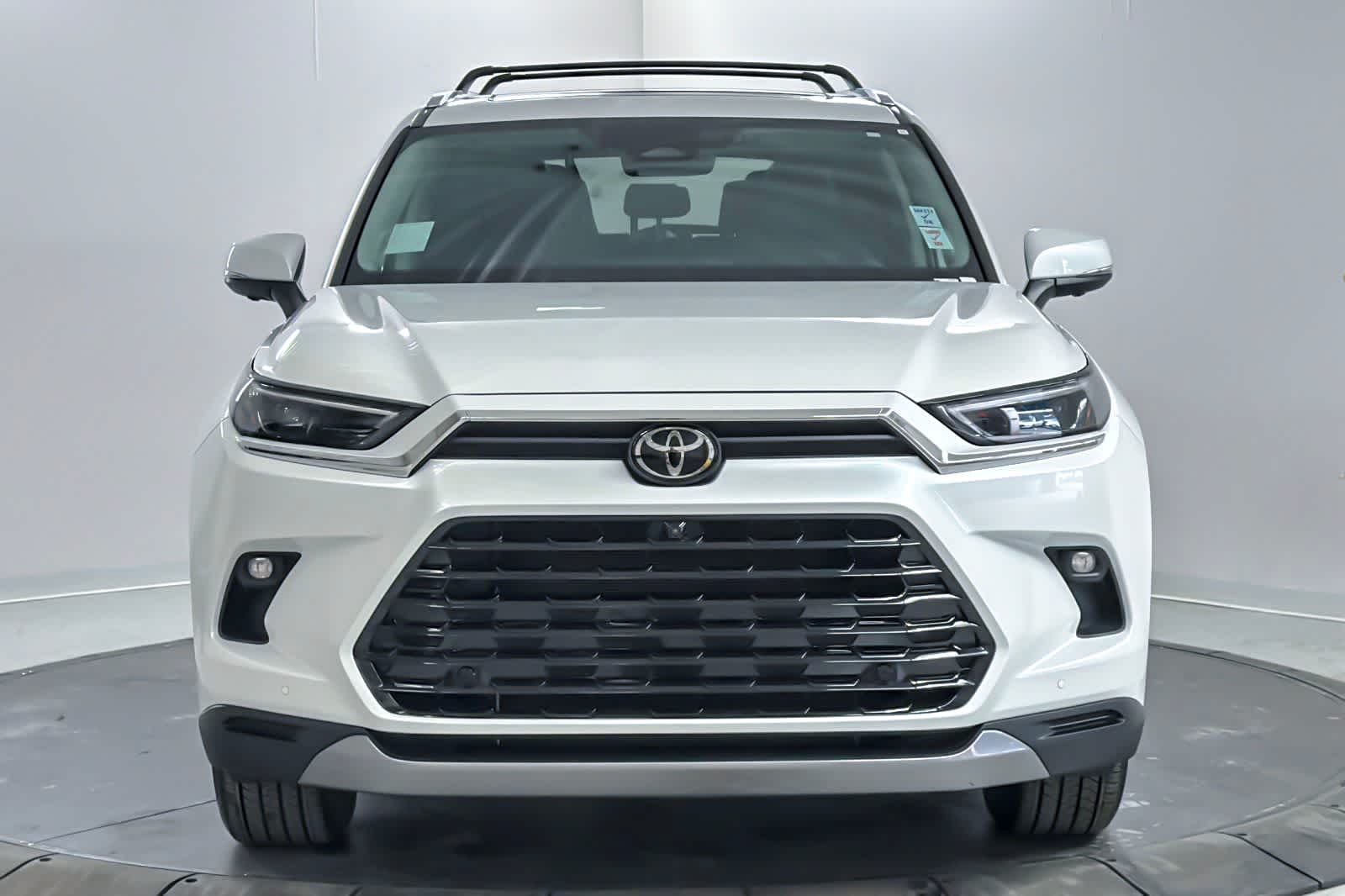 Thumbnail: 2025 Toyota Grand Highlander - 10