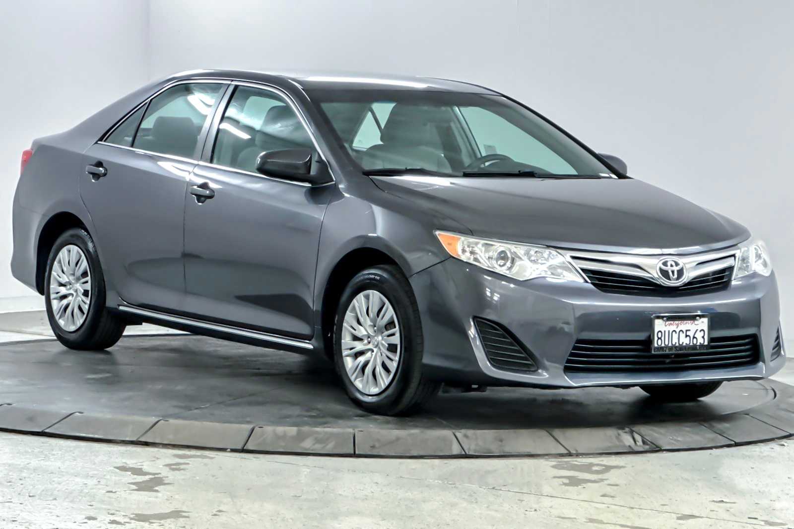 Thumbnail: 2013 Toyota Camry - 9