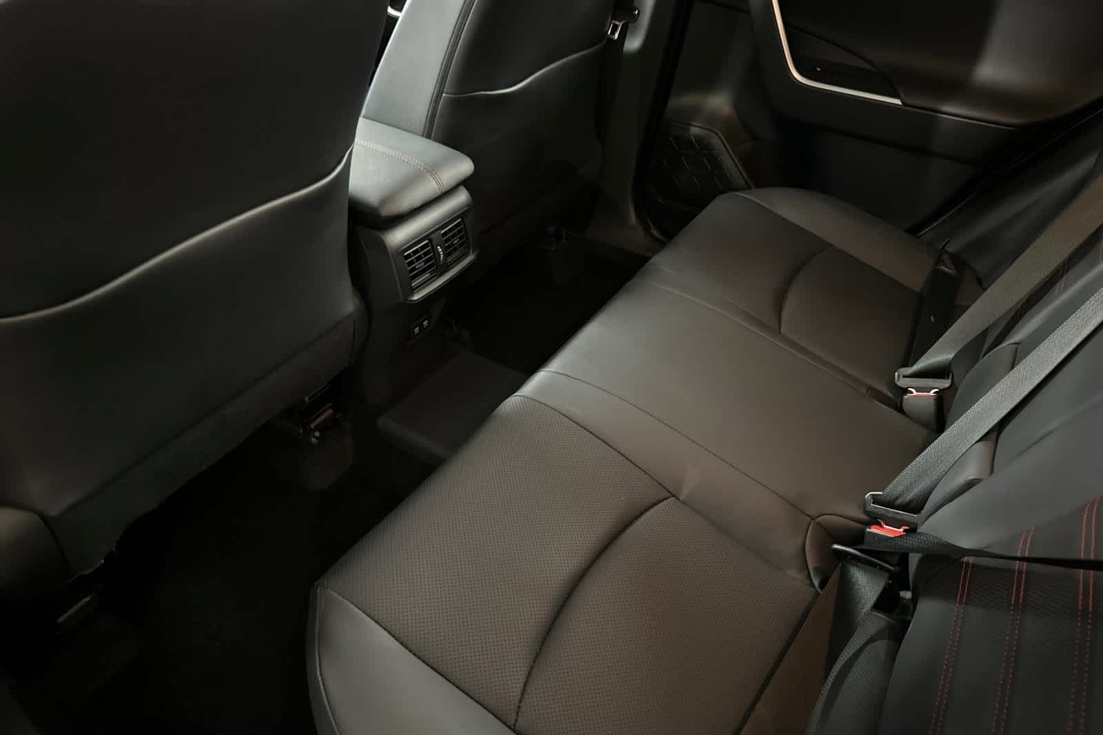 Thumbnail: 2021 Toyota RAV4 - 4