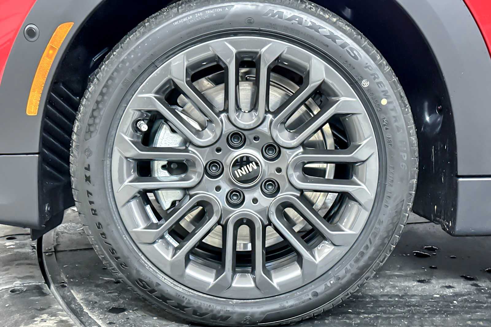 Thumbnail: 2025 MINI Cooper Hardtop - 25