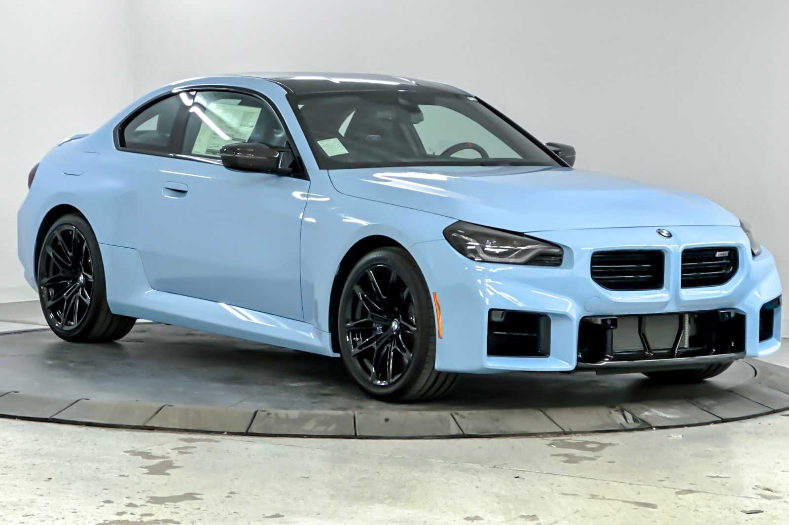 Thumbnail: 2025 BMW M2 - 9