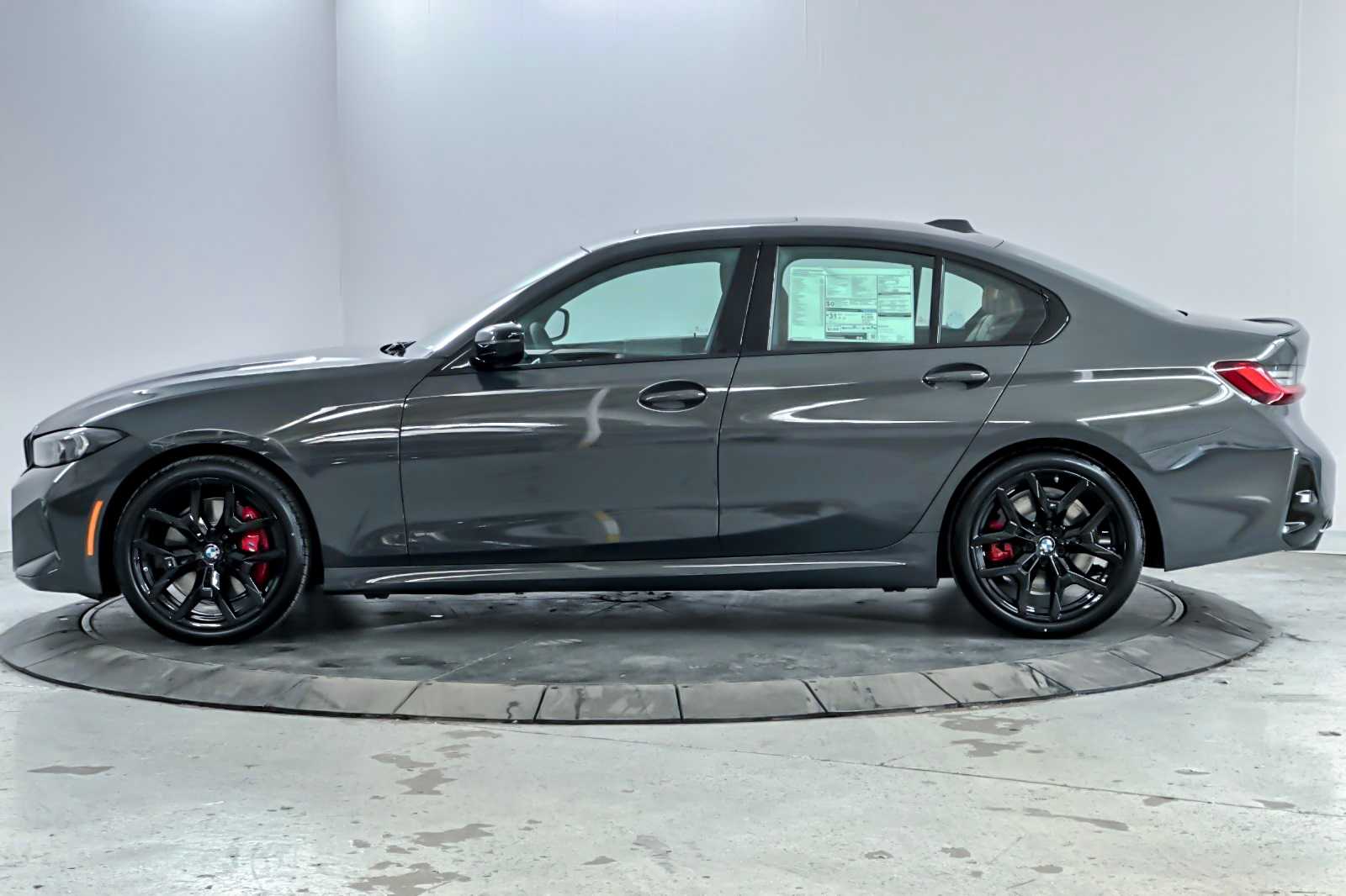 Thumbnail: 2026 BMW 3 Series - 5