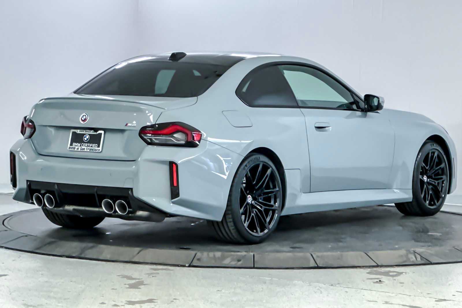 Thumbnail: 2023 BMW M2 - 2