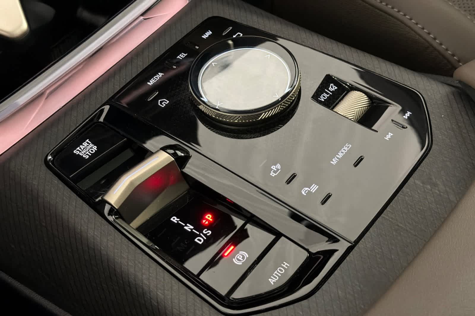 Thumbnail: 2025 BMW X3 - 21