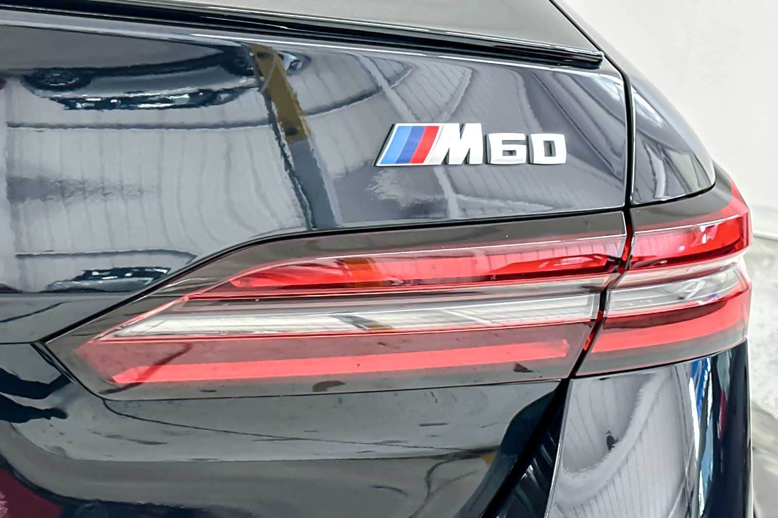 Thumbnail: 2024 BMW i5 - 27