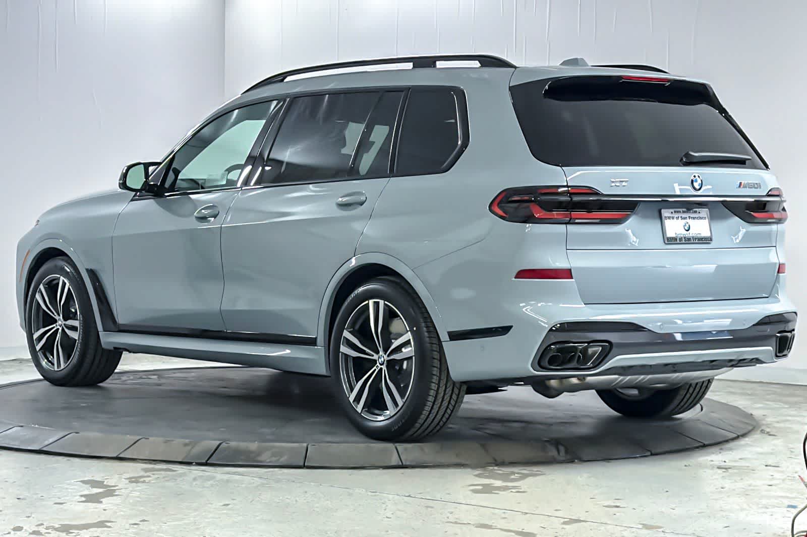 Thumbnail: 2026 BMW X7 - 6