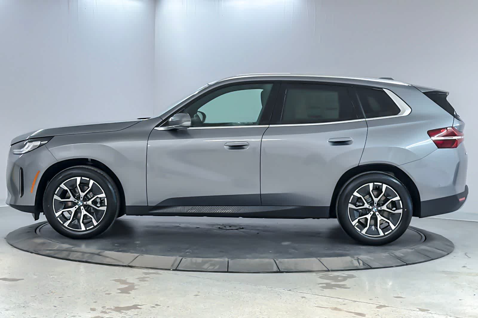 Thumbnail: 2026 BMW X3 - 5