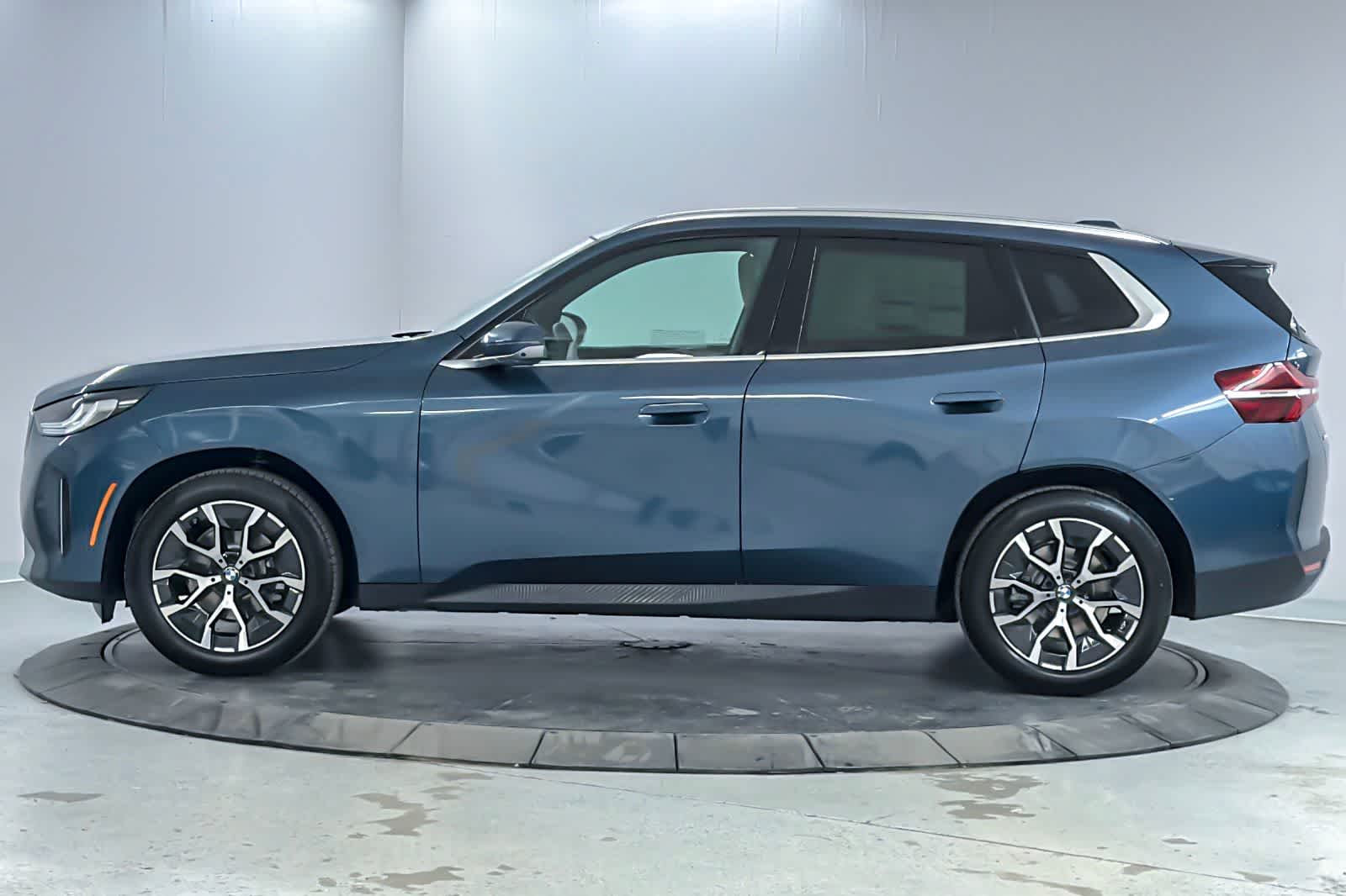 Thumbnail: 2026 BMW X3 - 5