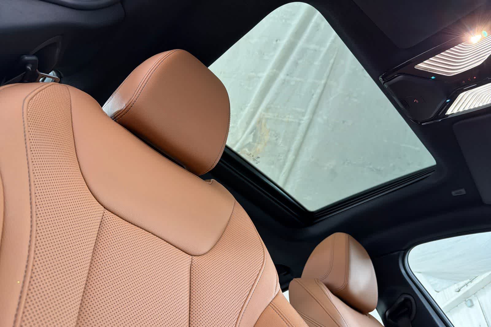 Thumbnail: 2023 BMW i4 - 16