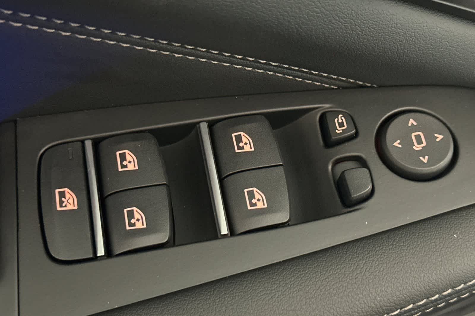 Thumbnail: 2026 BMW X5 - 13