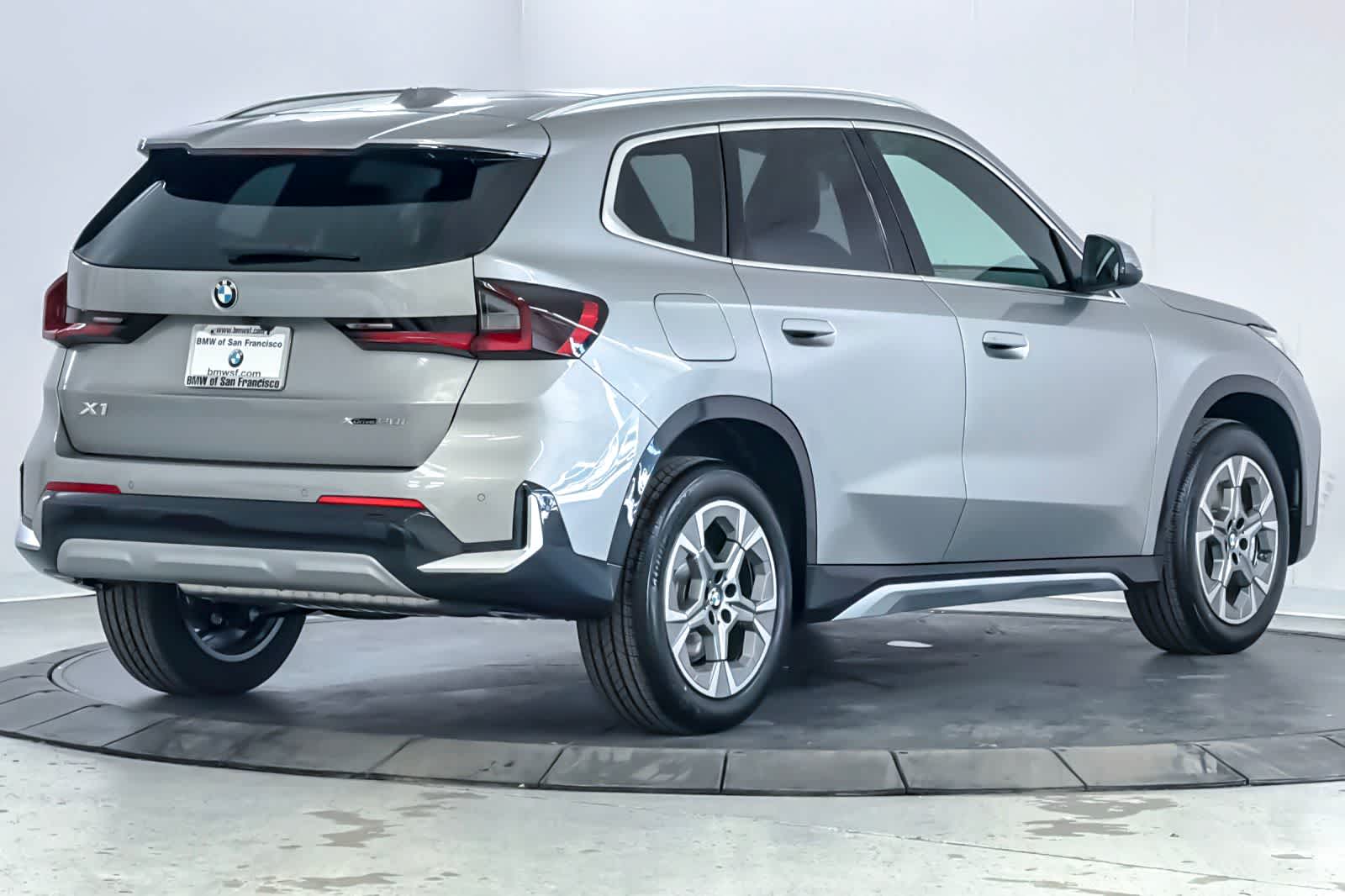 Thumbnail: 2026 BMW X1 - 2