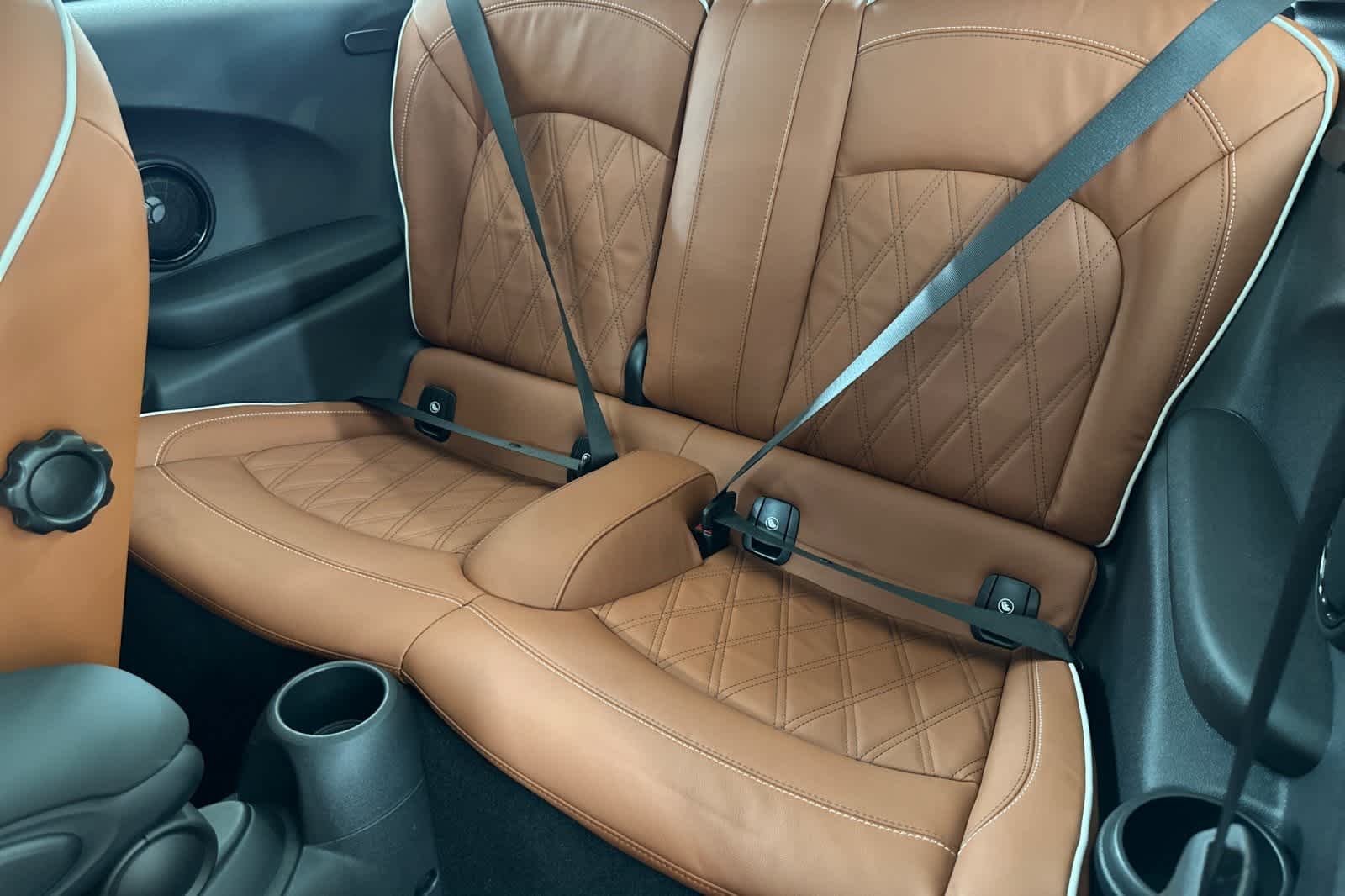 Thumbnail: 2023 MINI Cooper Hardtop - 4