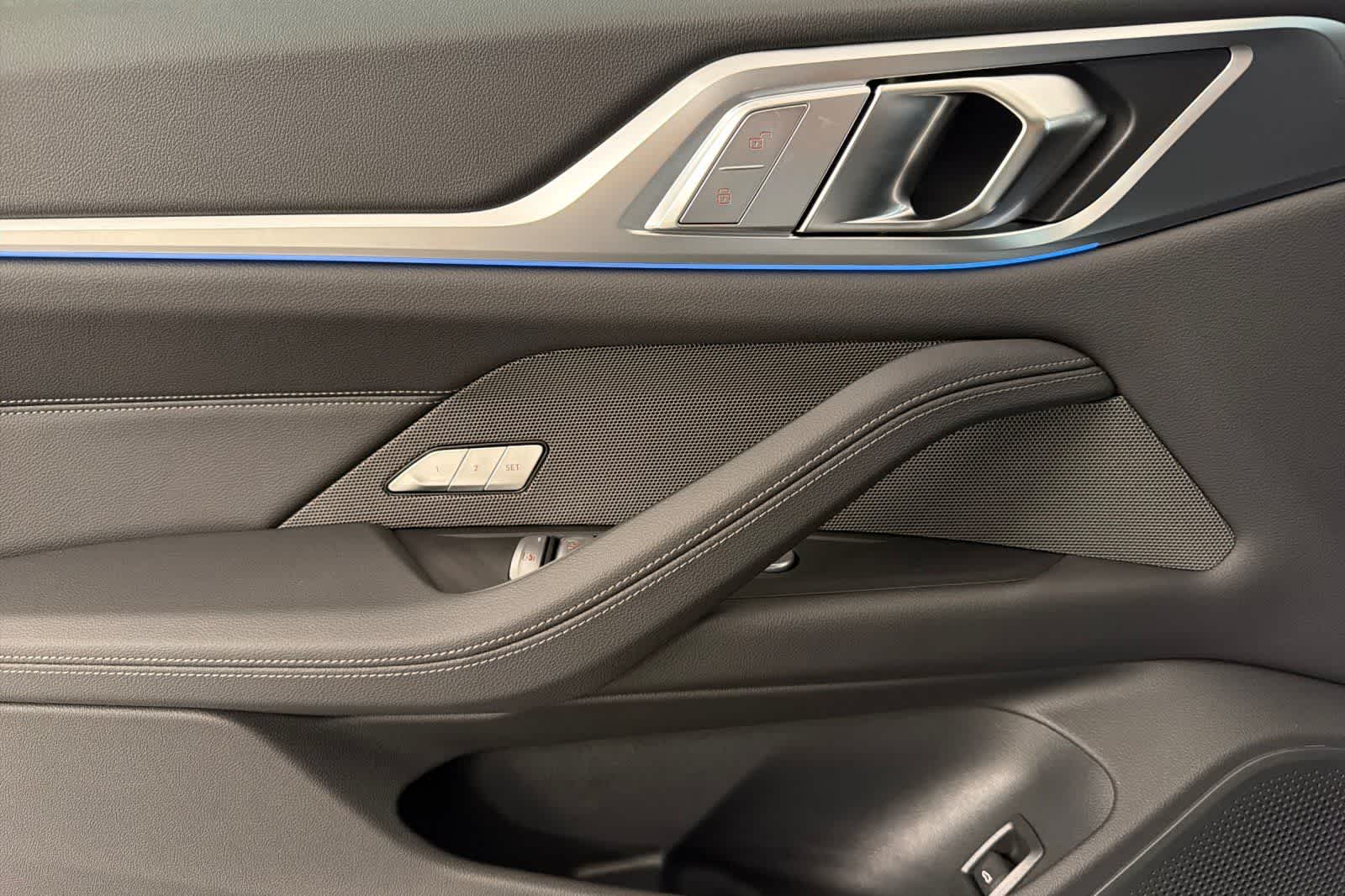 Thumbnail: 2026 BMW i4 - 12