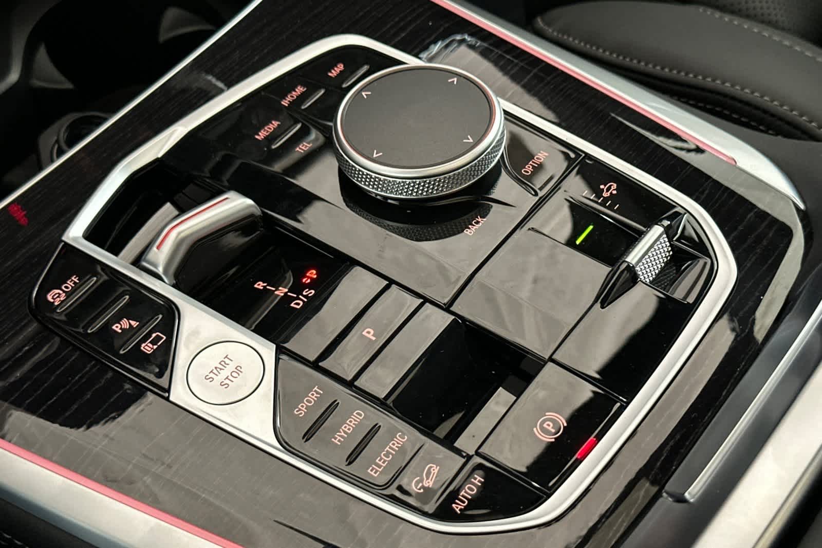 2026 BMW X5 xDrive50e 22