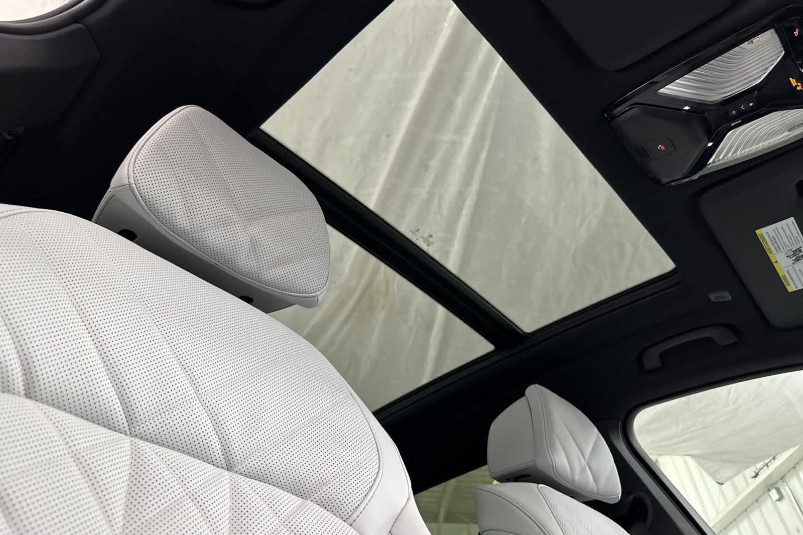 Thumbnail: 2026 BMW X5 - 17