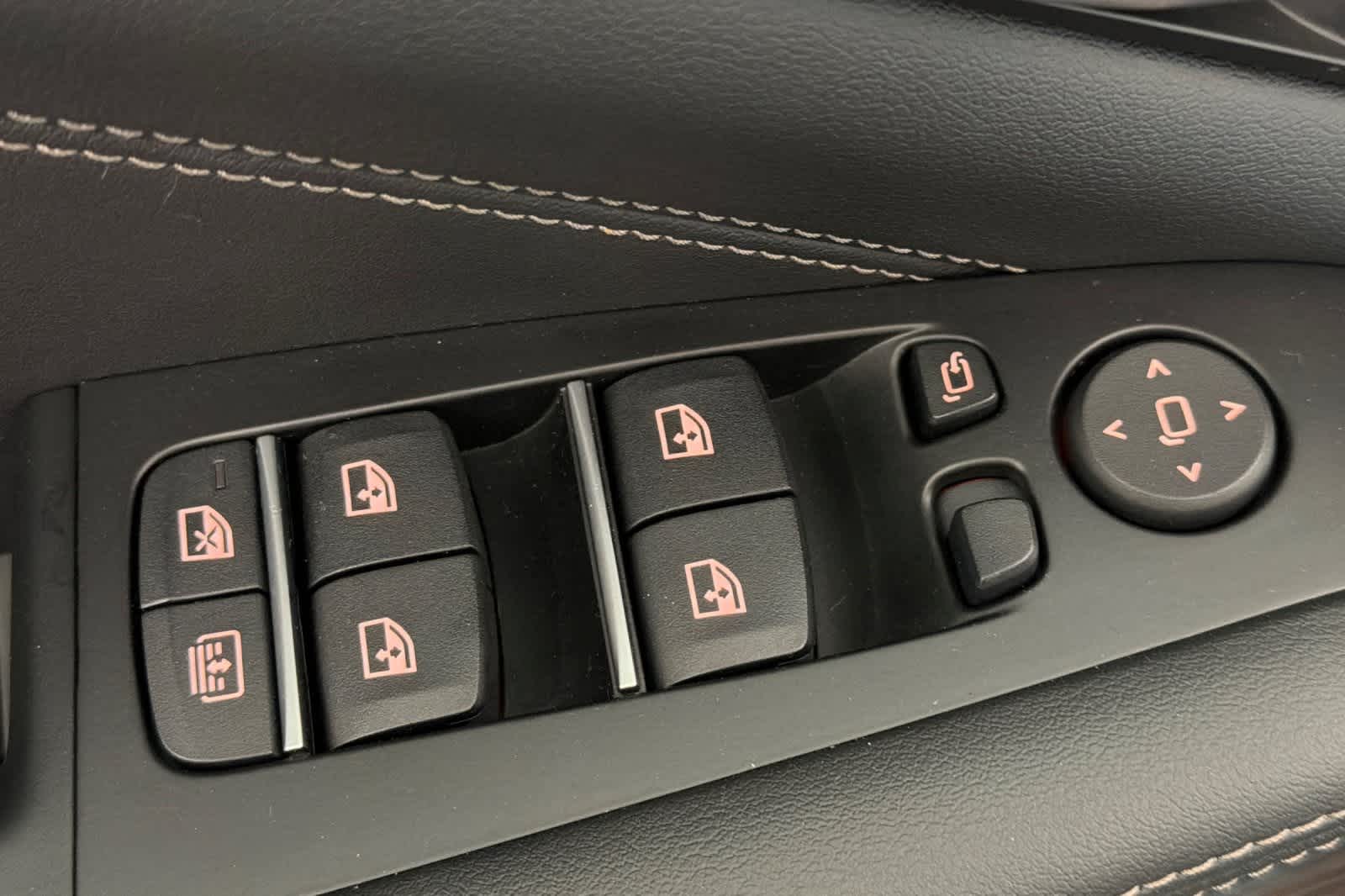 Thumbnail: 2026 BMW X7 - 13