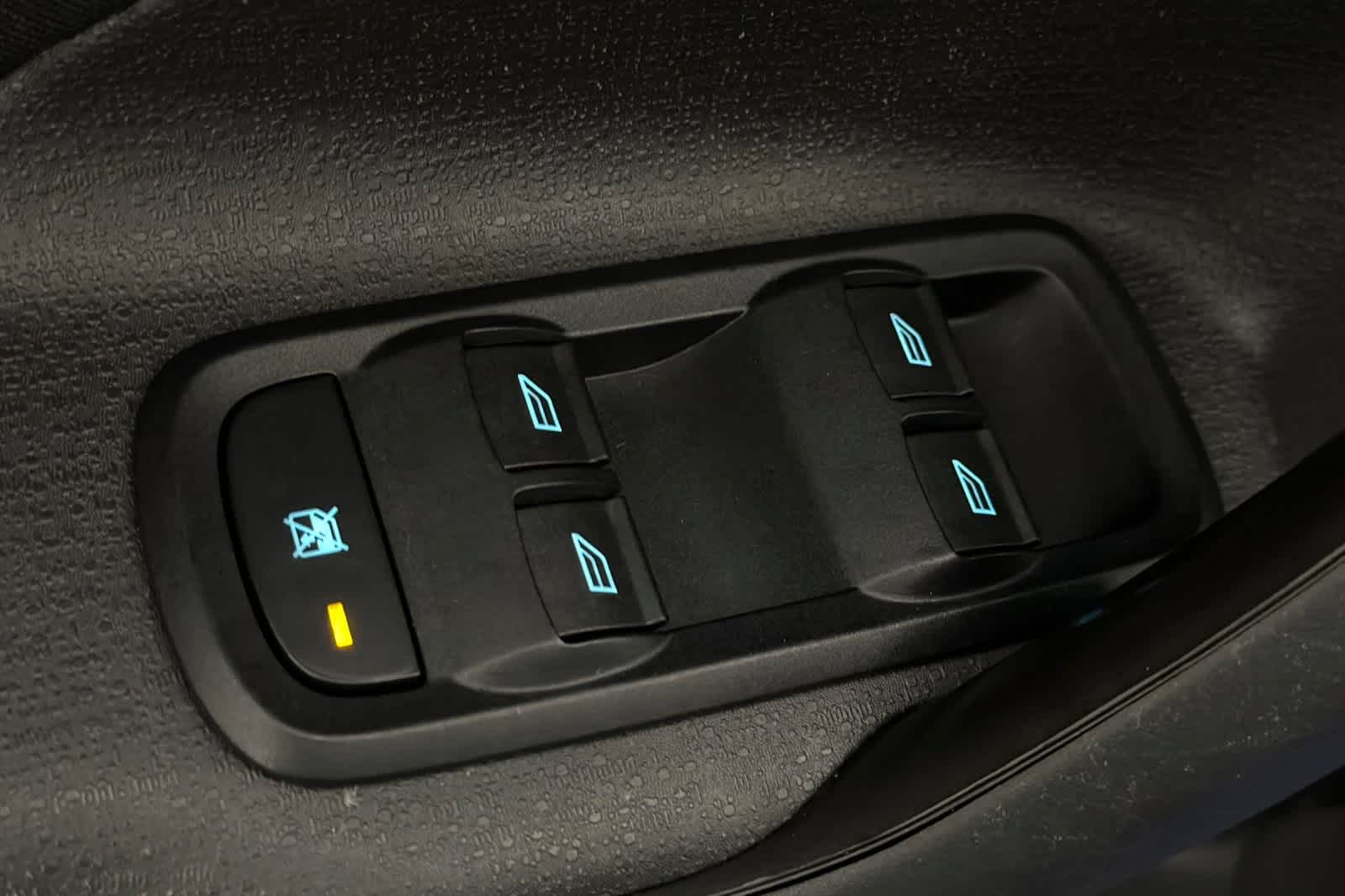 Thumbnail: 2014 Ford Fiesta - 13