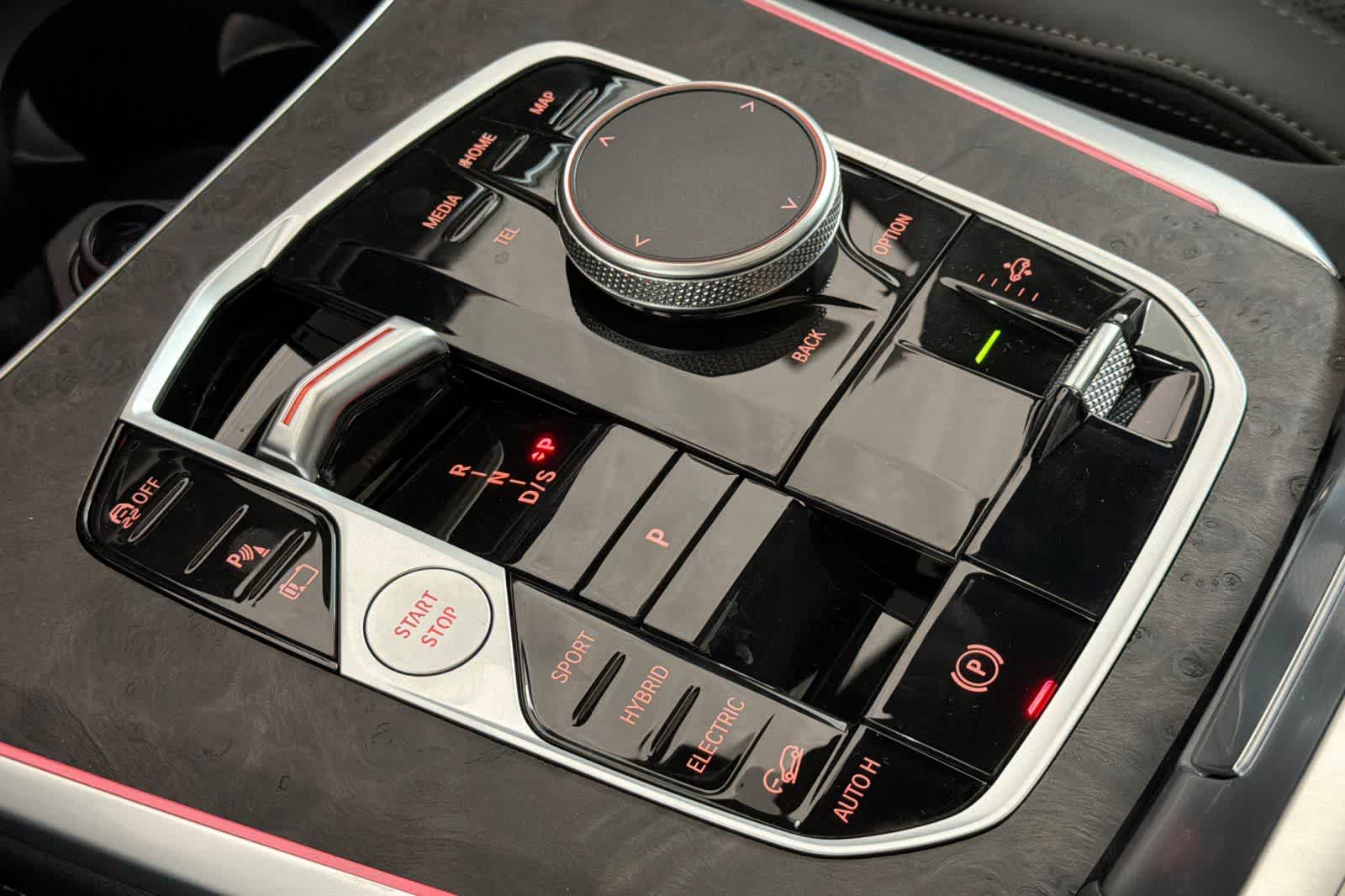 Thumbnail: 2026 BMW X5 - 22