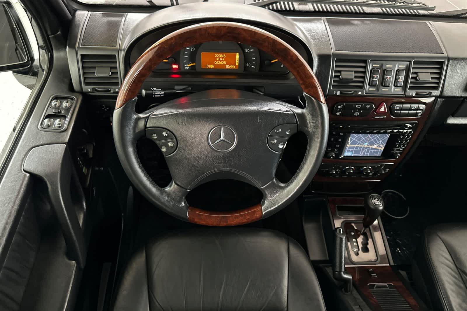 Thumbnail: 2002 Mercedes-Benz G-Class - 14