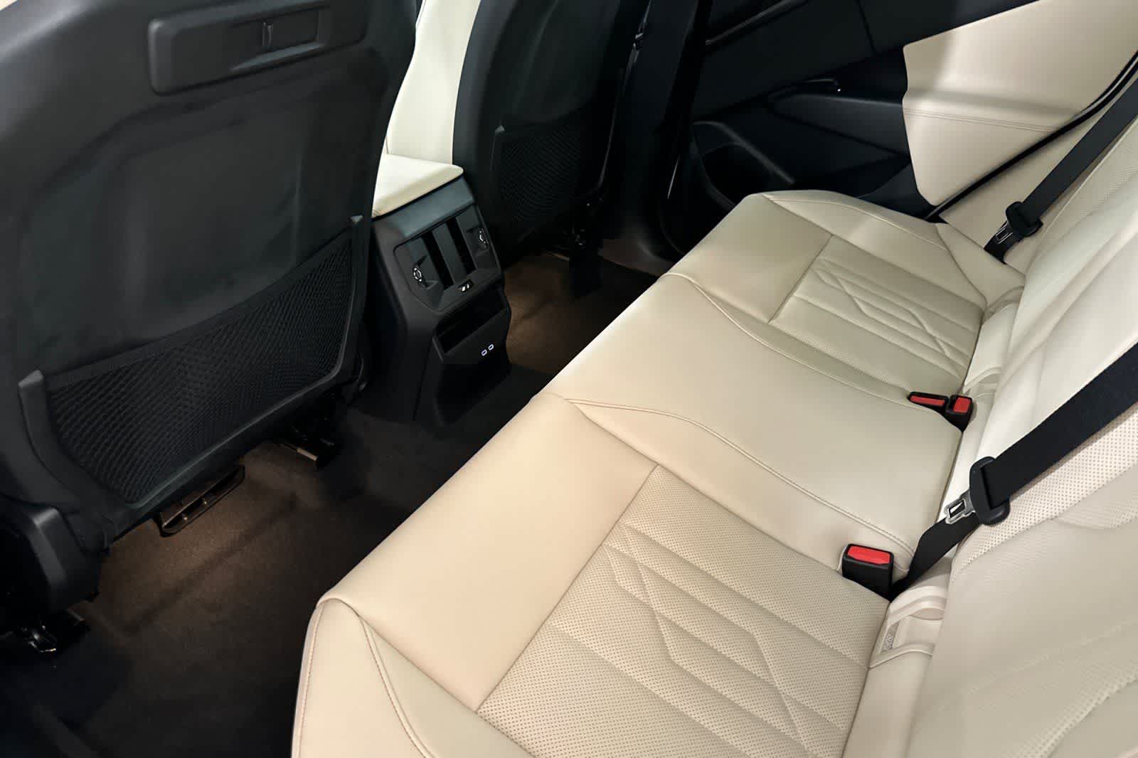 Thumbnail: 2026 BMW X3 - 3