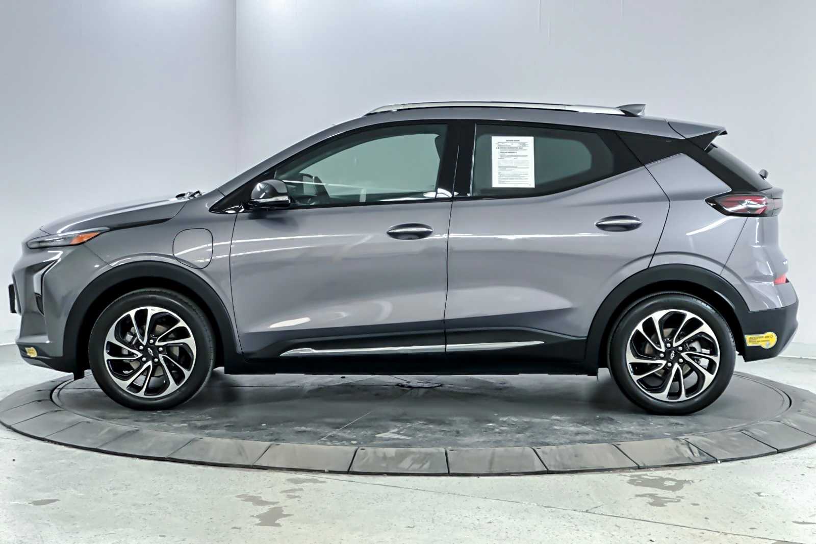 Thumbnail: 2022 Chevrolet Bolt EUV - 5