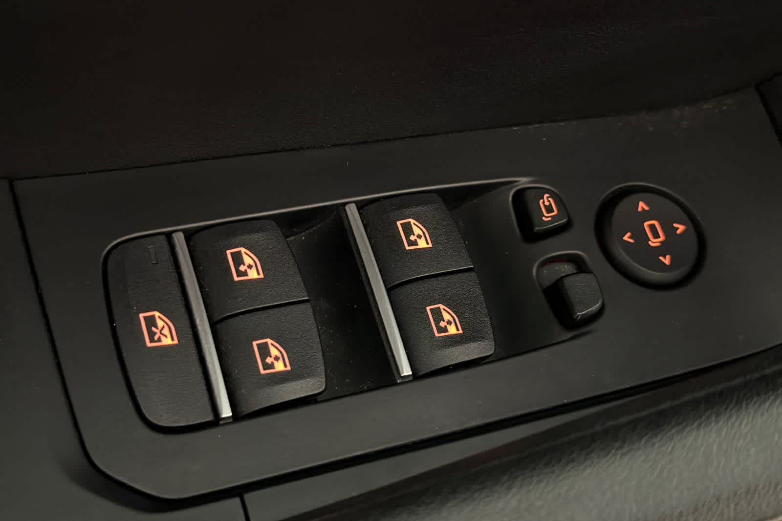 Thumbnail: 2024 BMW X6 - 13