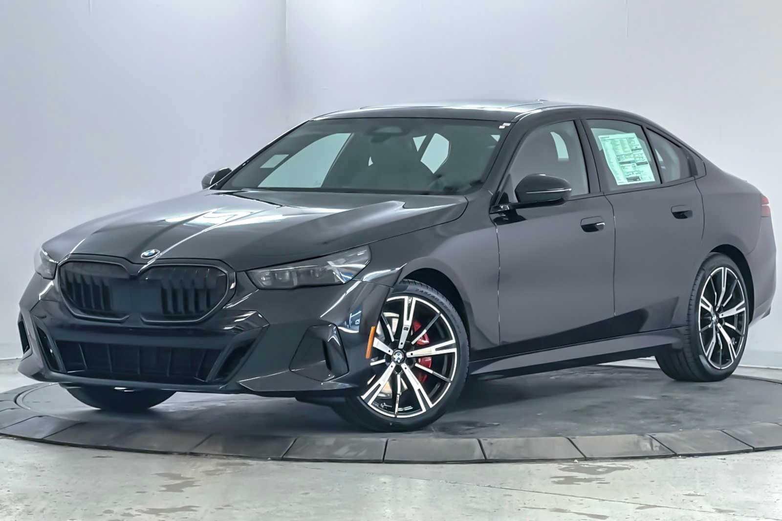 Thumbnail: 2026 BMW 5 Series - 1