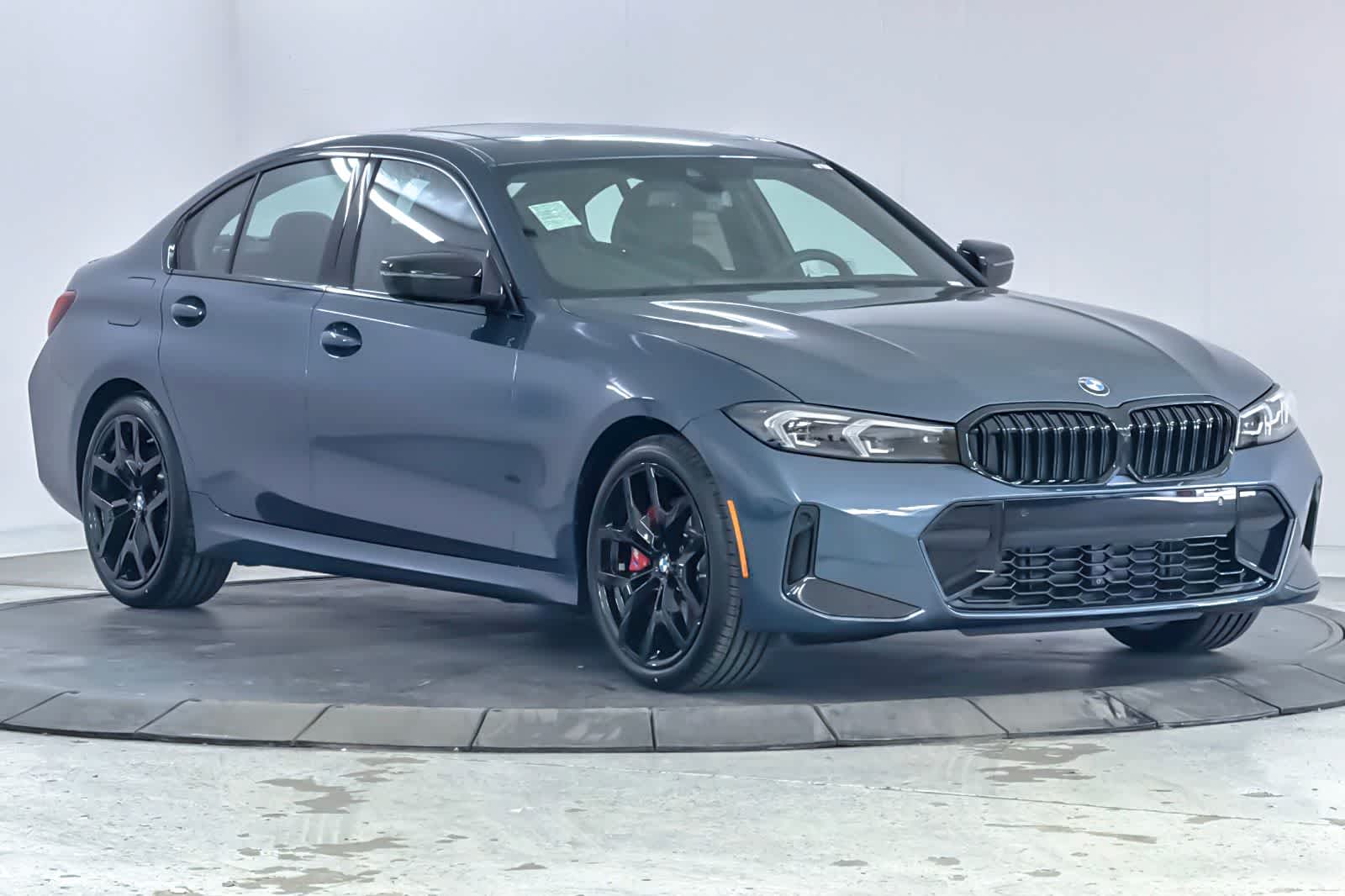 Thumbnail: 2026 BMW 3 Series - 9