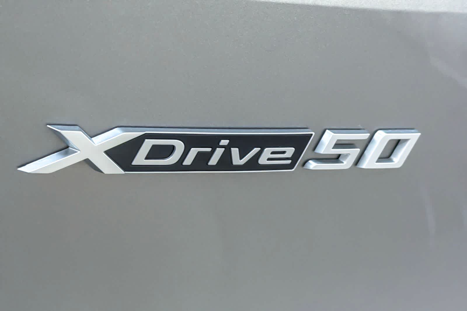 Thumbnail: 2023 BMW iX - 28