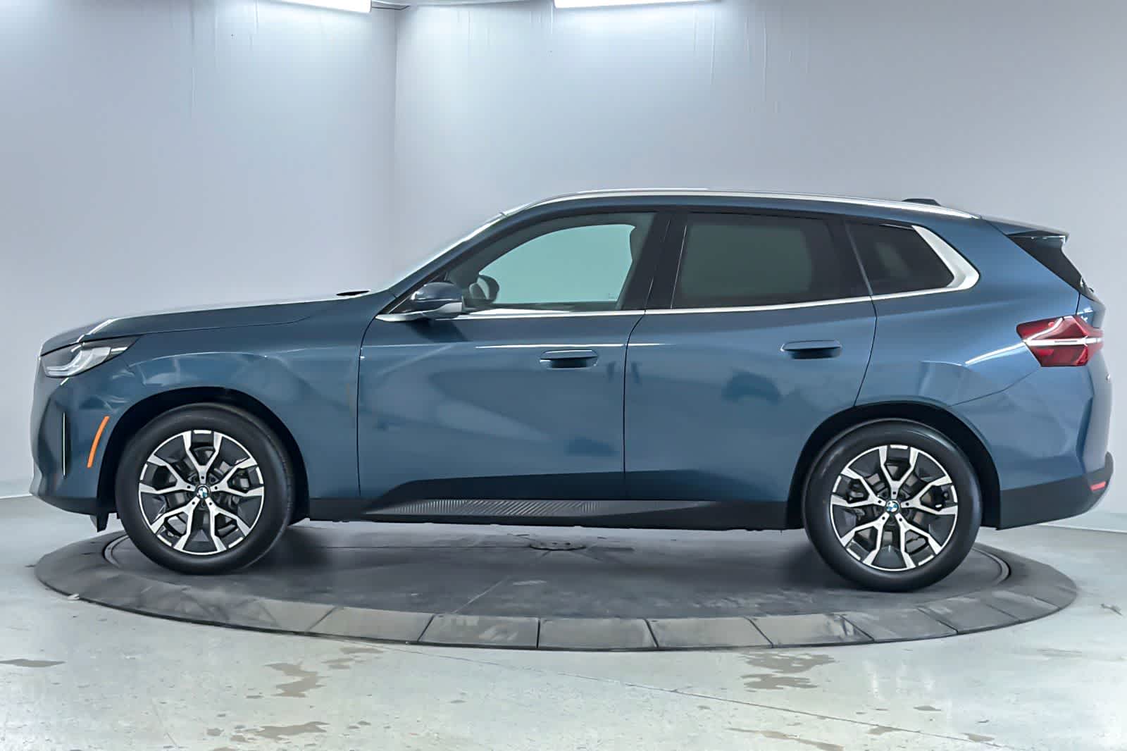 Thumbnail: 2026 BMW X3 - 4