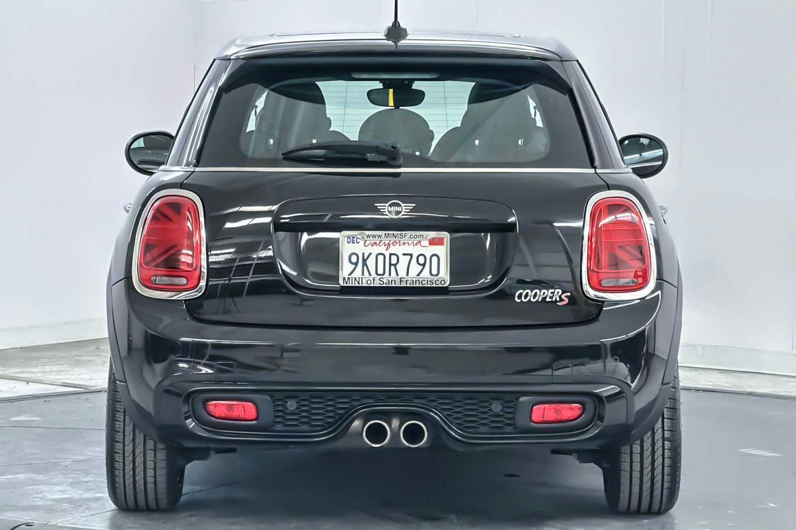 Thumbnail: 2021 MINI Cooper Hardtop - 7
